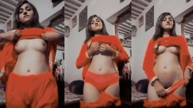 Beautiful Pakistani Girl Strips, As She Reveals Her Boobs And Pussy, MMS Video